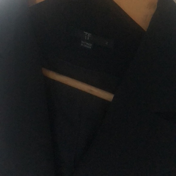 Teenflo black blazer, size 2- worn once!! - Picture 2 of 4